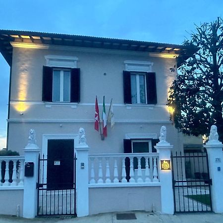 Four Lions Villa Guesthouse Pisa Exterior foto