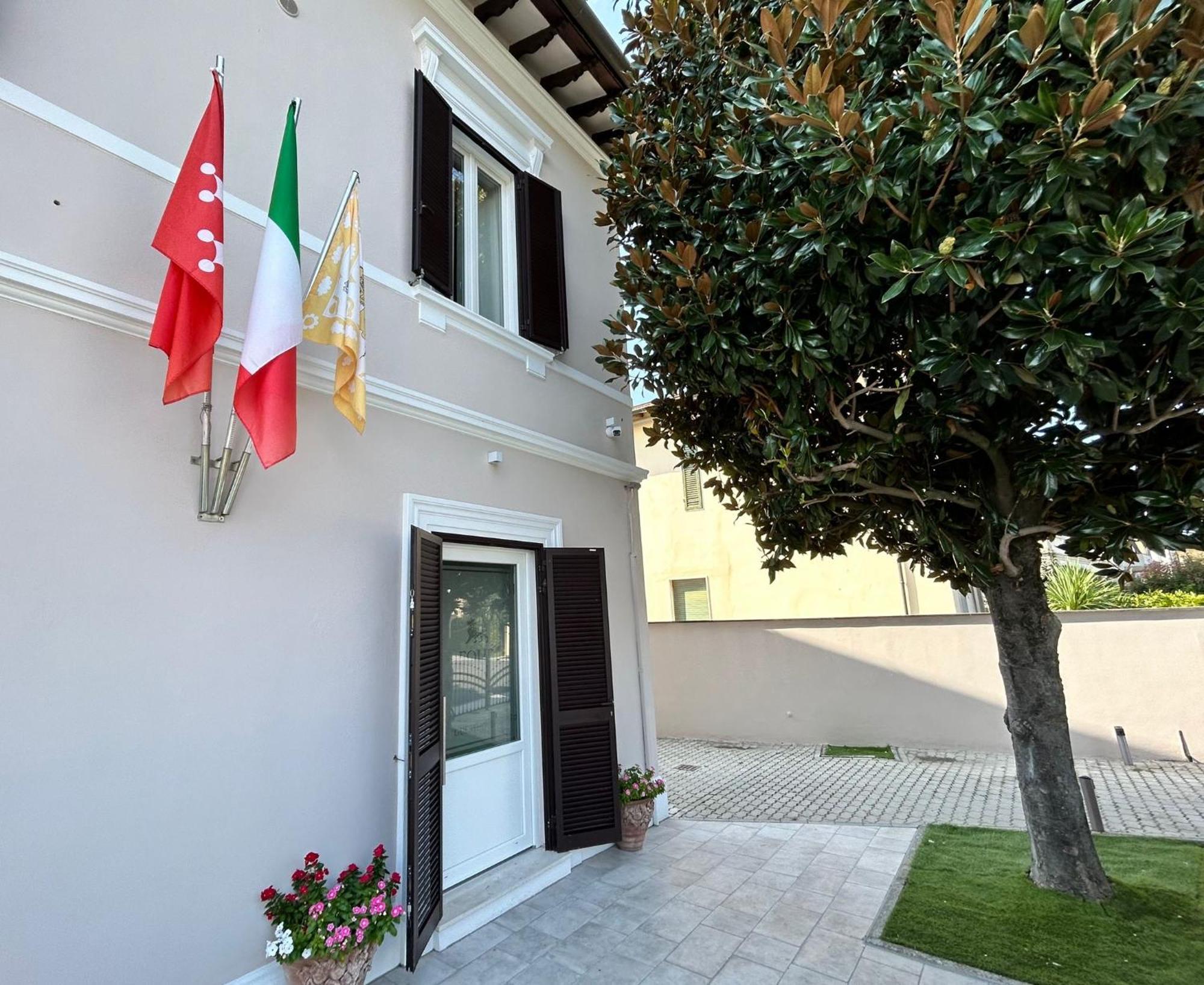 Four Lions Villa Guesthouse Pisa Exterior foto
